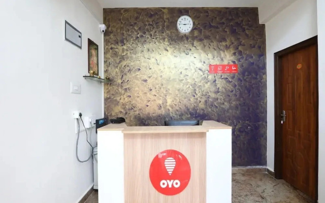 V Wella Comforts By OYO Rooms