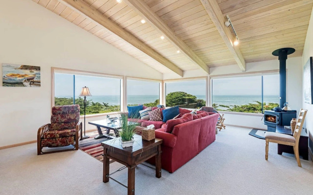 La Costiera - Three Bedroom Home