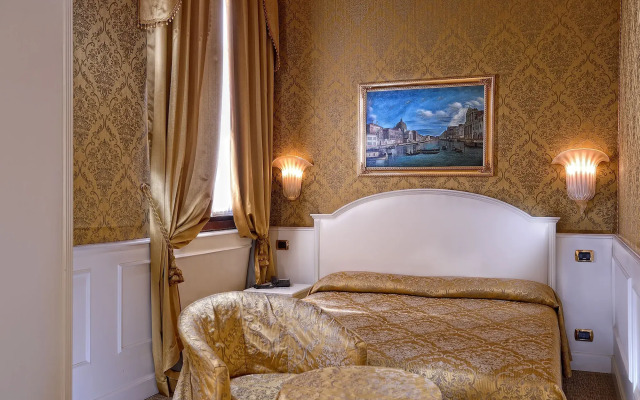 Duodo Palace Hotel