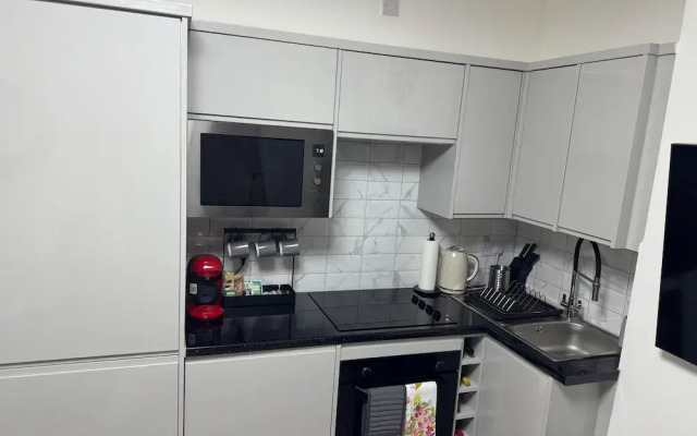 Cozy 2br-5guests-near Attractions-garden