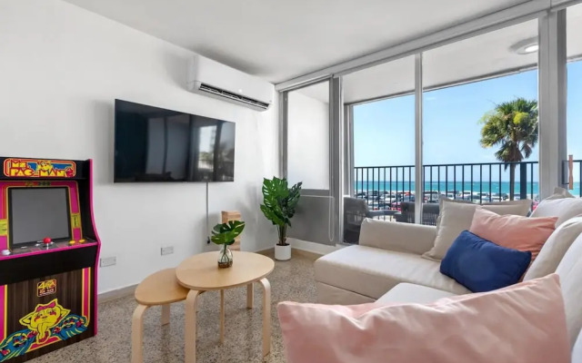 Otium Rentals Vacation Rental w Beach Views