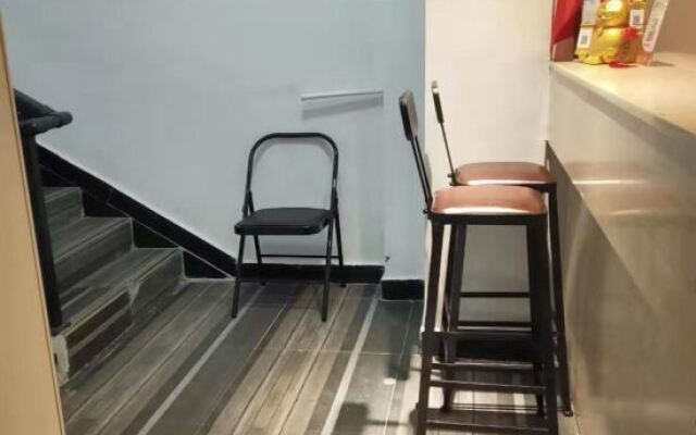 Chuanlu Soho Younger Apartment