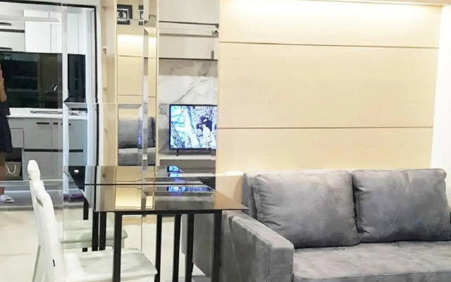 The Excel Groove Condo at Lasalle 52