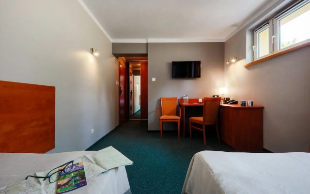 Hotel Pod Jedlami