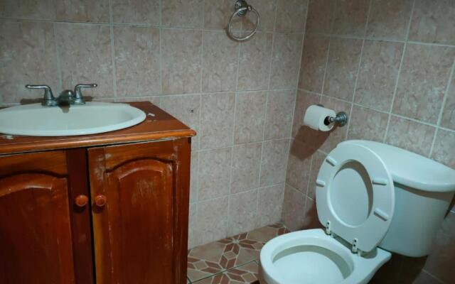 Casa Robles - Room close to Airport #2