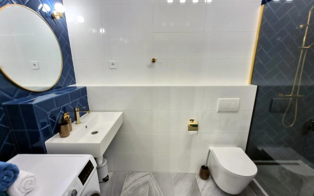 Luxury renovated apartment perfect for families