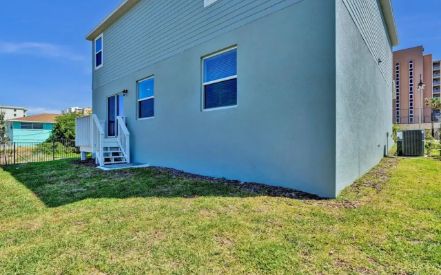 Turtle Paradisena by Distinctive Beach Rentals