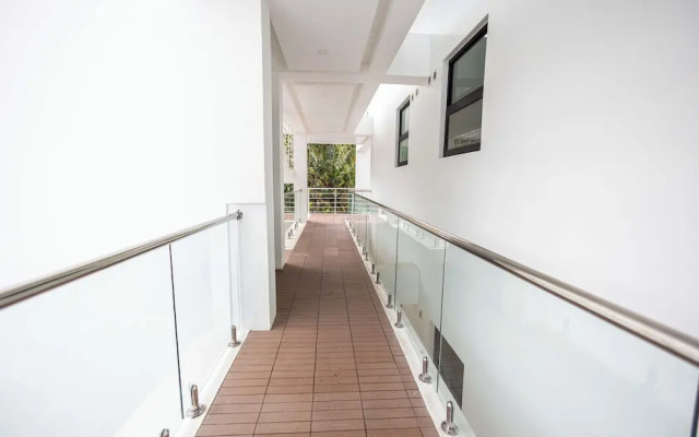 Paradise Bay Great View Luxury 2BR Condo