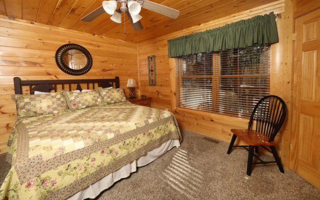 Mountain Blessings - Four Bedroom Cabin