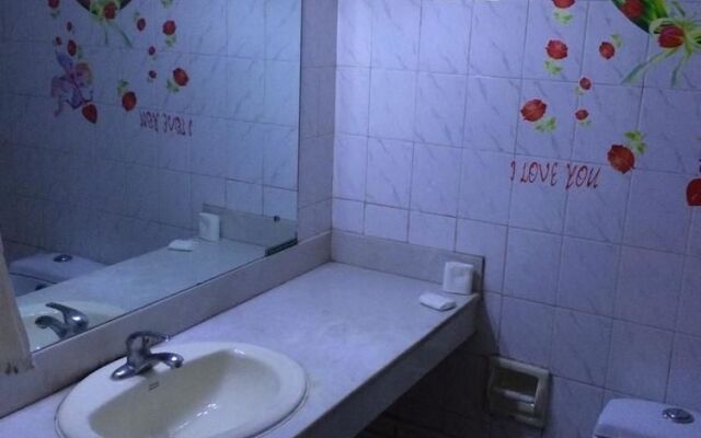 Seaside No. 4 Business Hotel- Dalian