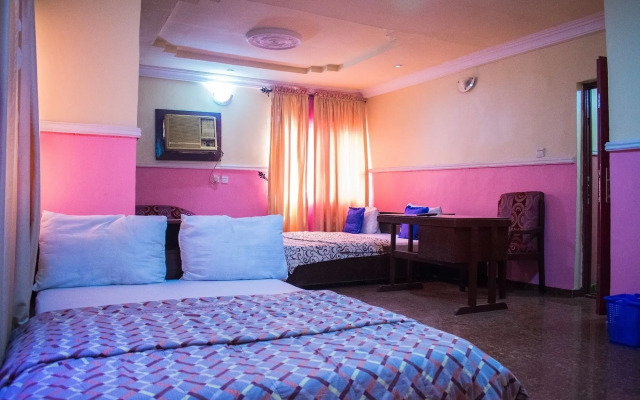 Maria Suites