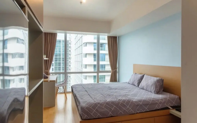 TwoSpaces Living at UResidence Apartment