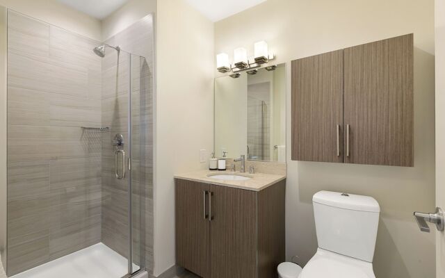 Skyline Luxury Home Suites at Newport II