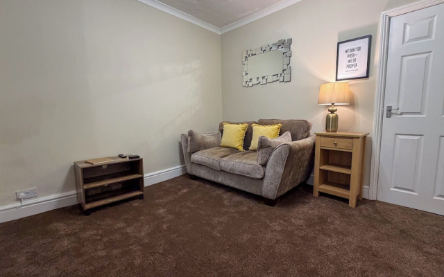 Family/business - Parking - Wifi - Sleeps 3