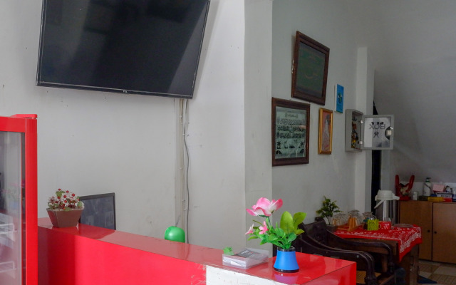 RedDoorz Syariah @ Elga Sastro Inn Malioboro