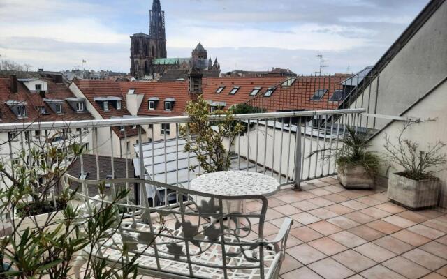 145m² city center 4 bedrooms view of the Cathedral