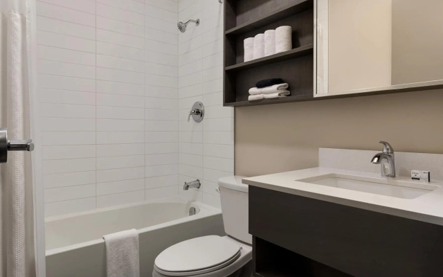 Microtel Inn & Suites By Wyndham Boisbriand