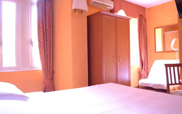 House Trastevere B&B