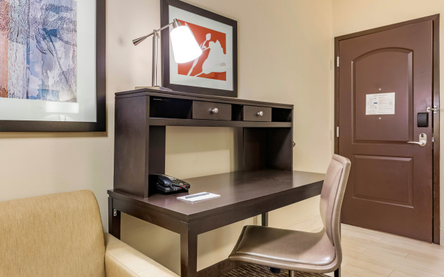 Staybridge Suites St. Petersburg Downtown by IHG