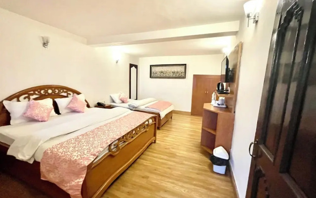 Shri Shail Inn