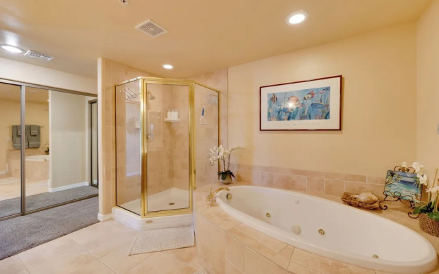 Step-free Bullhead City Condo w/ Balcony!