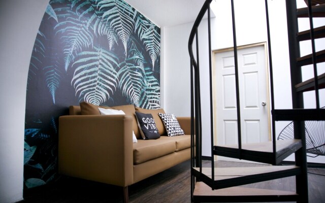 CX Home Hotel