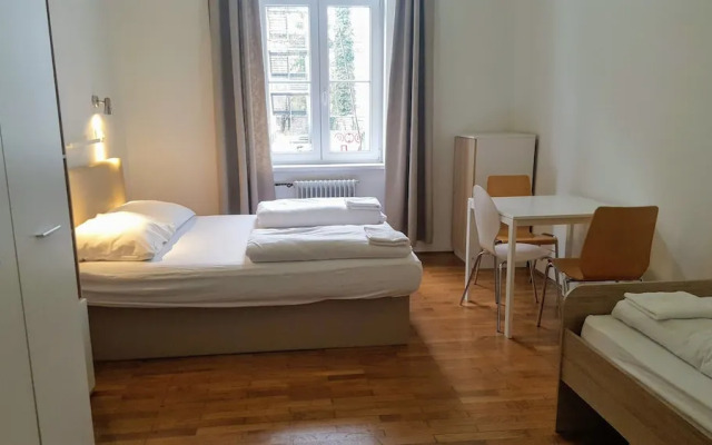 C - Punkt Hostel
