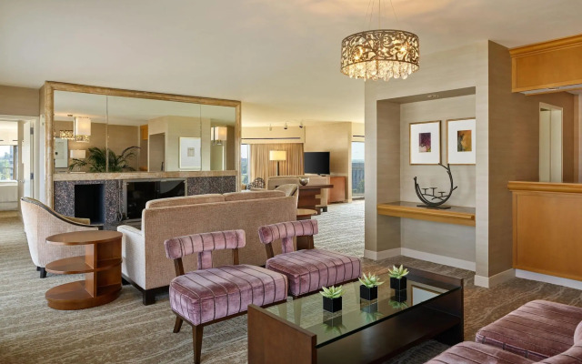 The Westin Kansas City at Crown Center