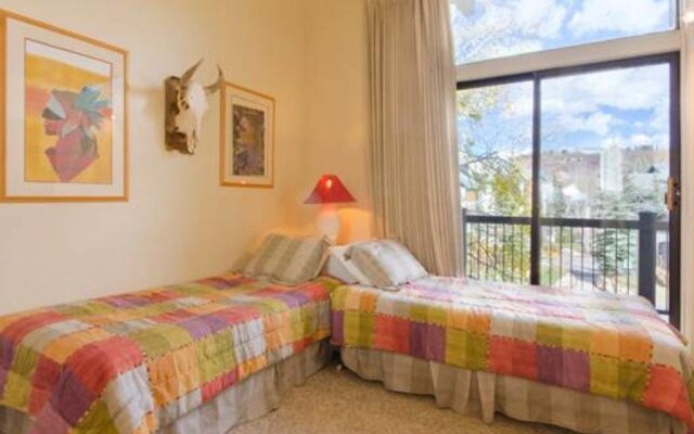 Storm Meadows Club C Condominiums