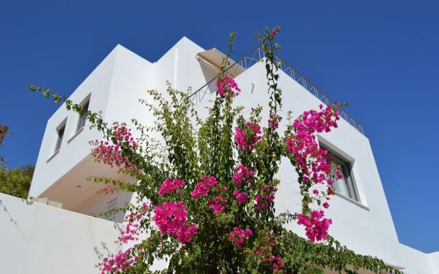 Melia Sol Art Studios