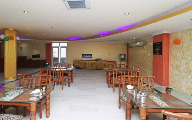 Mannat Residency By OYO Rooms