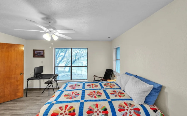 Lake House At Granbury 3 Bedroom Home