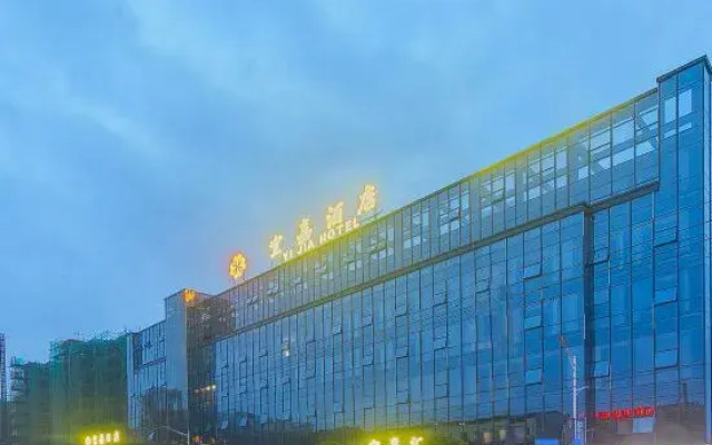 Yijia Hotel