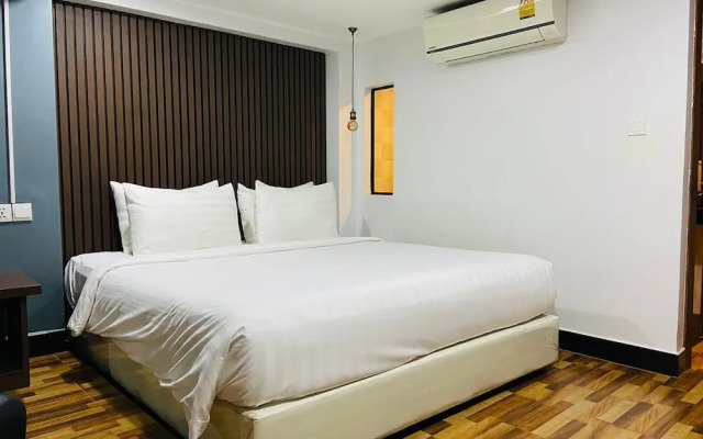 DE Hotel Phnom Penh