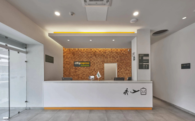 City Express Junior by Marriott Ciudad de México Sullivan