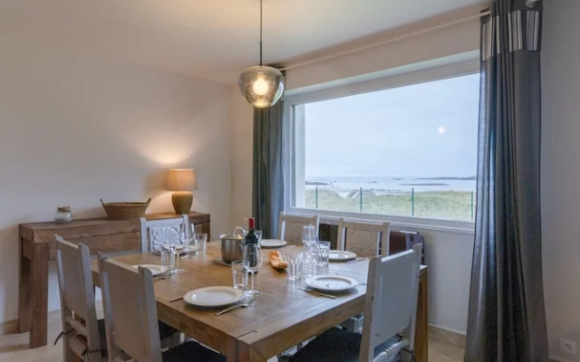 House in Ploudalmezeau With Garden & Terrace