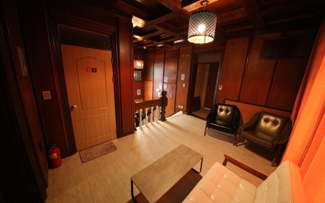 Stitches House - Hostel