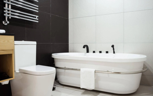 M1 Club Hotel