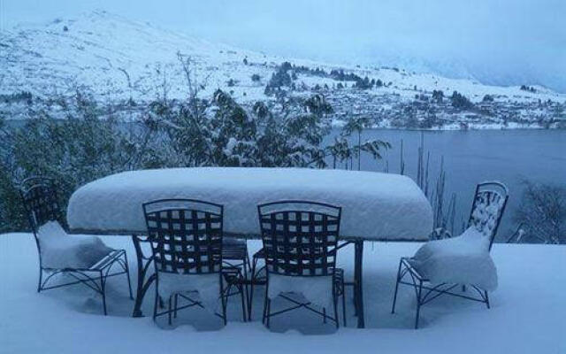 Amour Queenstown Boutique Holiday House