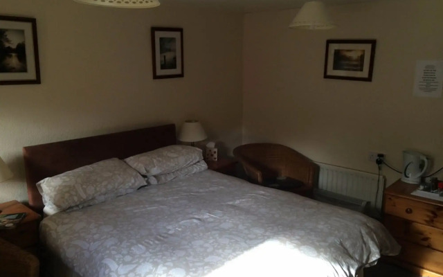 The Fox & Hounds Inn