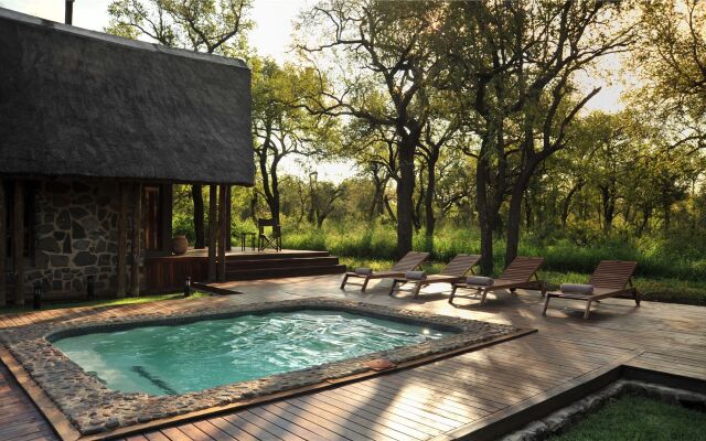 Black Rhino Game Lodge