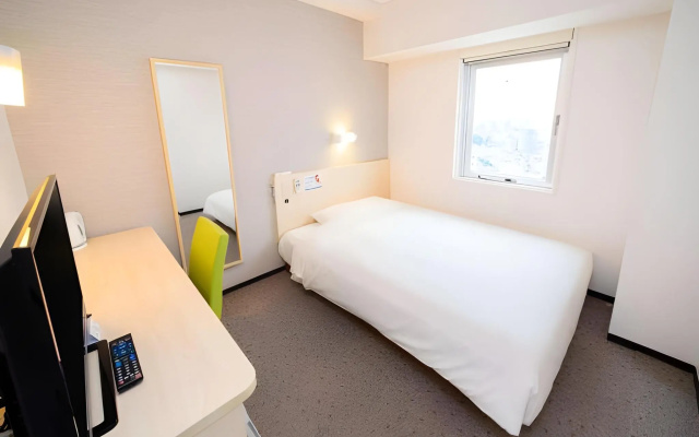 Super Hotel Ikebukuro Nishiguchi – Guest Rooms – Tokyo