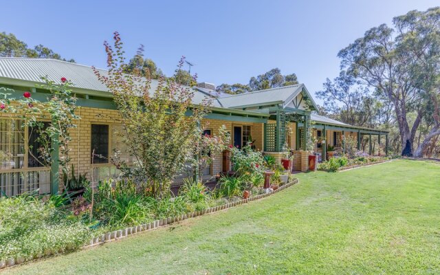 Devonleigh Bed & Breakfast