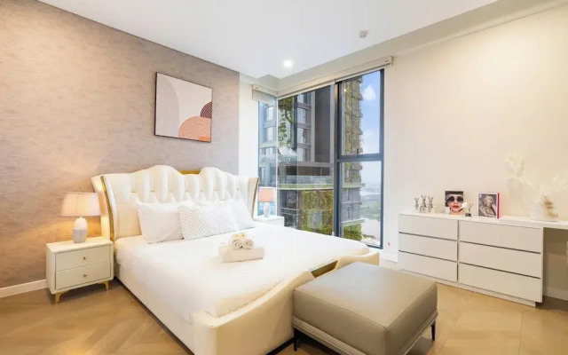 Lumiere Riverside by Aura Luxury