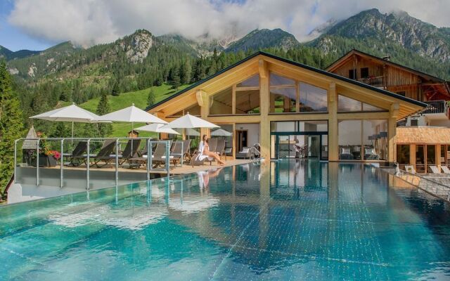 Almwellness-Resort Tuffbad