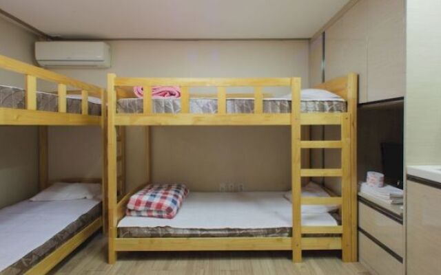 KW Pencil Hostel