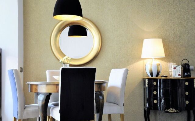 MONDRIAN Luxury Suites & Apartments Krakow Old Town