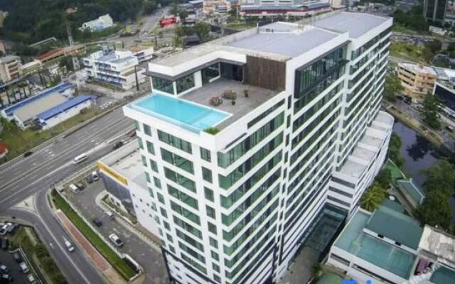 Kota Kinabalu CBD SKY HOTEL suites 2 bedrooms