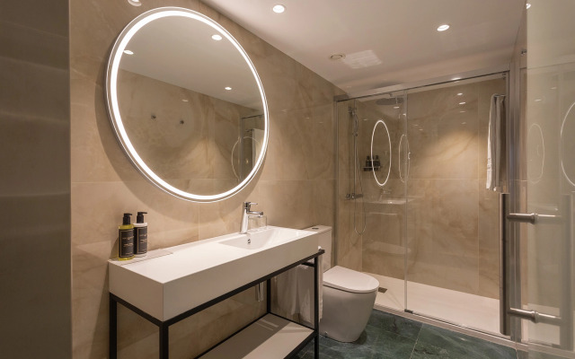 Eurostars Cristal Palace