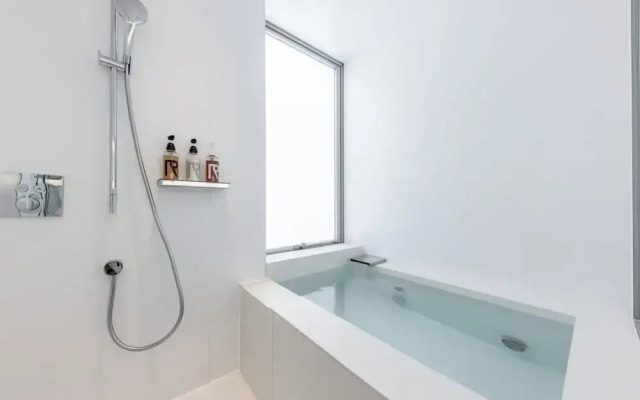 Cuvée J2 Hôtel Osaka by ONKOCHISHIN - Adults Only
